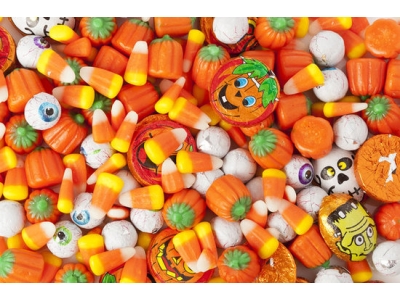 Britain’s All-Time Favourite Halloween Sweets Ranked – Top 8